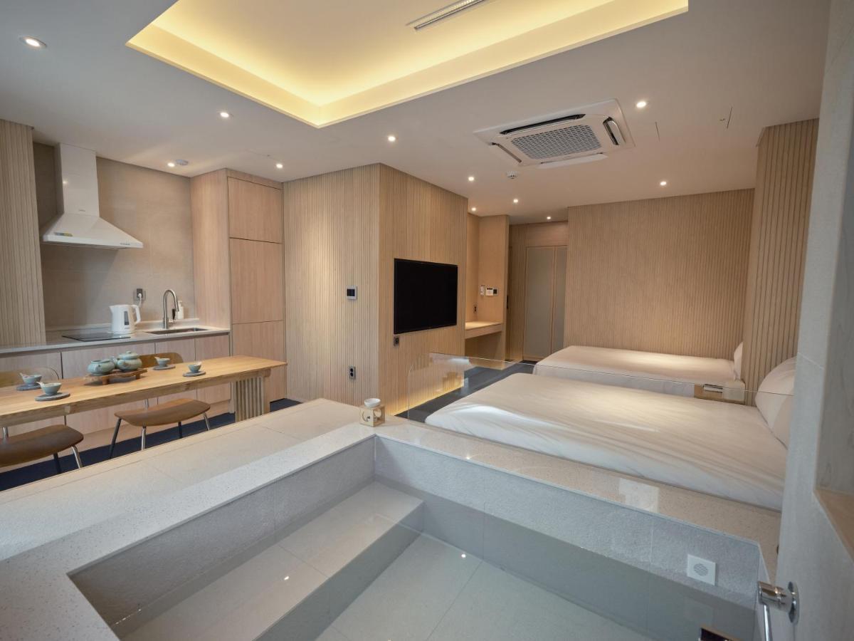 Uh Suite Seoul Square Εξωτερικό φωτογραφία